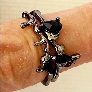 Elegant Black Stone Cuff‎ Ring